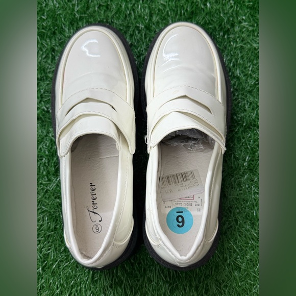 Forever Women Loafers‎ Size 6 - Picture 5 of 6